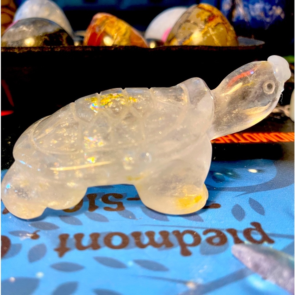 Clear quartz Crystal with golden healer accent 🐢 turtle